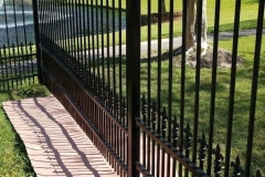 fence painting
